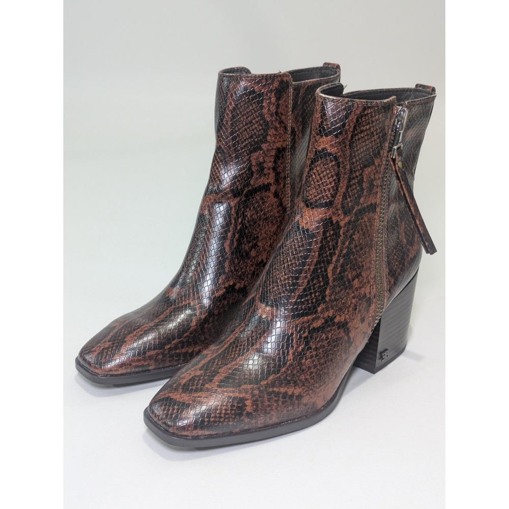 Sam Edelman Women's Carlysle Fashion Boot, 8